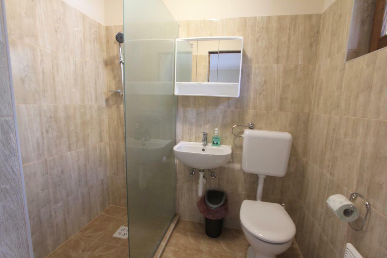 Berger Pince Es Vendeghaz Otel Csaszartoltes Dış mekan fotoğraf